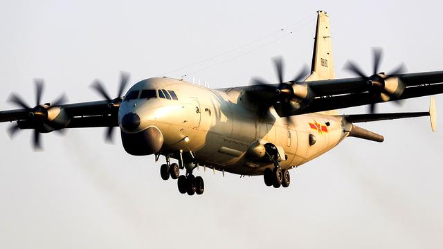 大鼻子长尾巴的中国海军kq200高新6反潜巡逻机