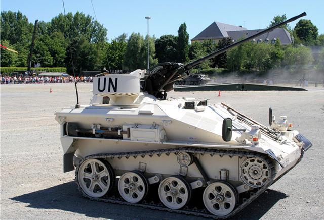 德国鼬鼠空降战车战车中的qq车能打能跑的战场小强