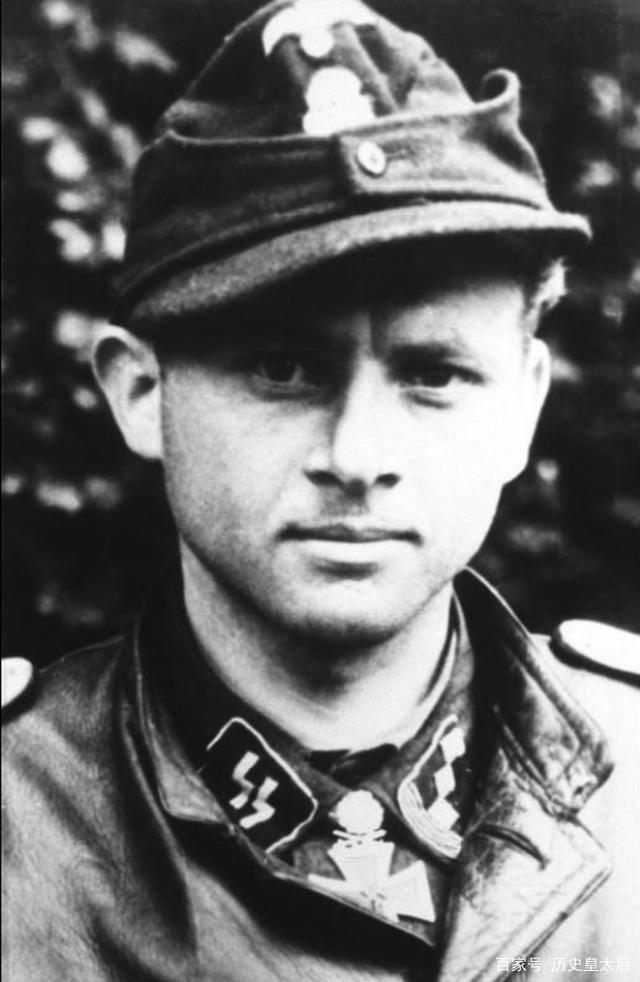 德国坦克王牌魏特曼的巅峰战役波卡基村坦克战英军血流成河