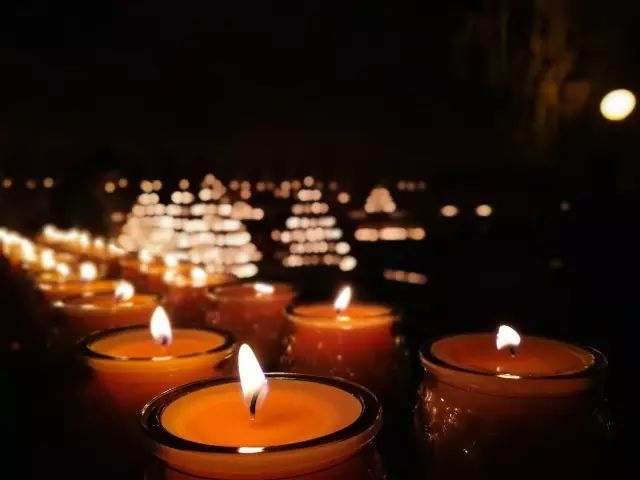 南儋部州千万盏灯大共修供灯有何功德如何如法供灯附仪轨