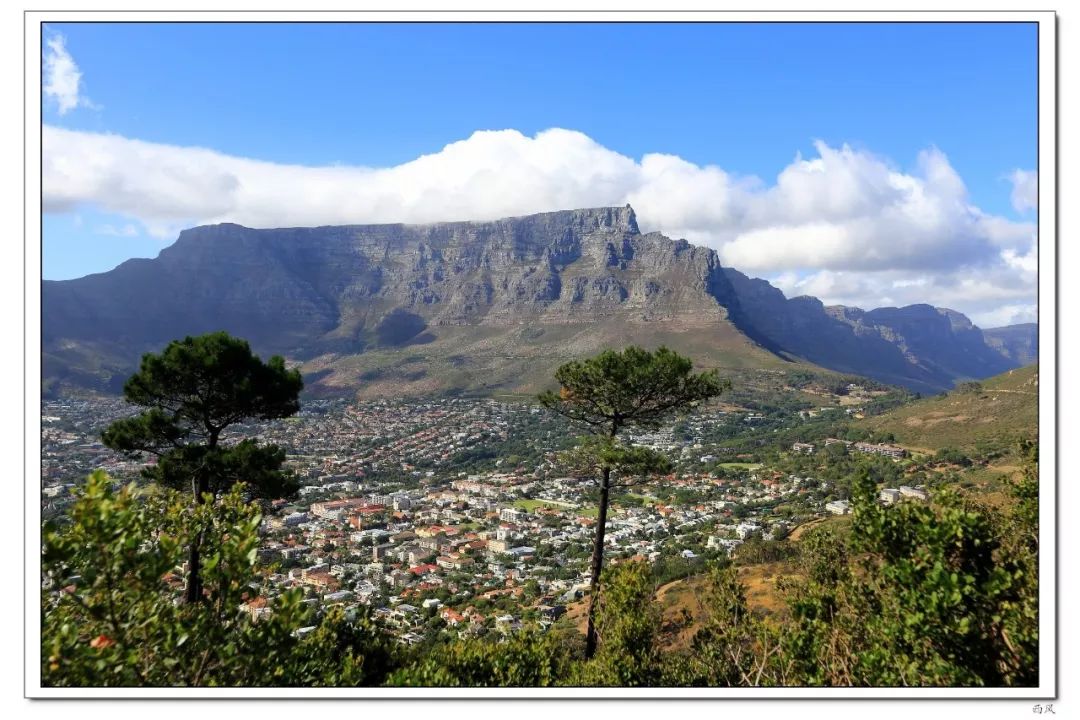南非桌山的成因图片