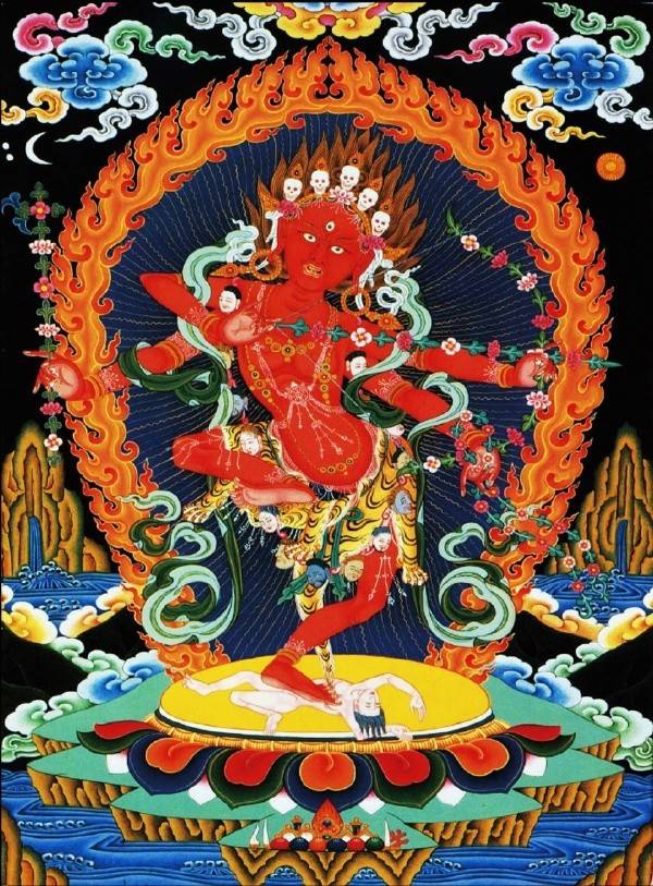 诸佛菩萨云聚,天龙夜叉等守护3.获得辩才,智慧,慈悲,圆满六度4.