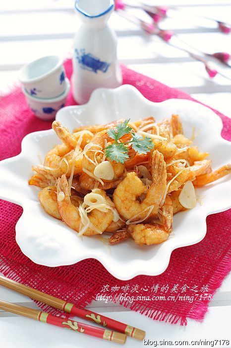 山东炸烹虾段外焦里嫩鲁菜中的精品宴客菜