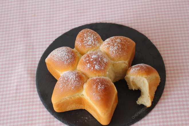 果酱夹心面包的做法