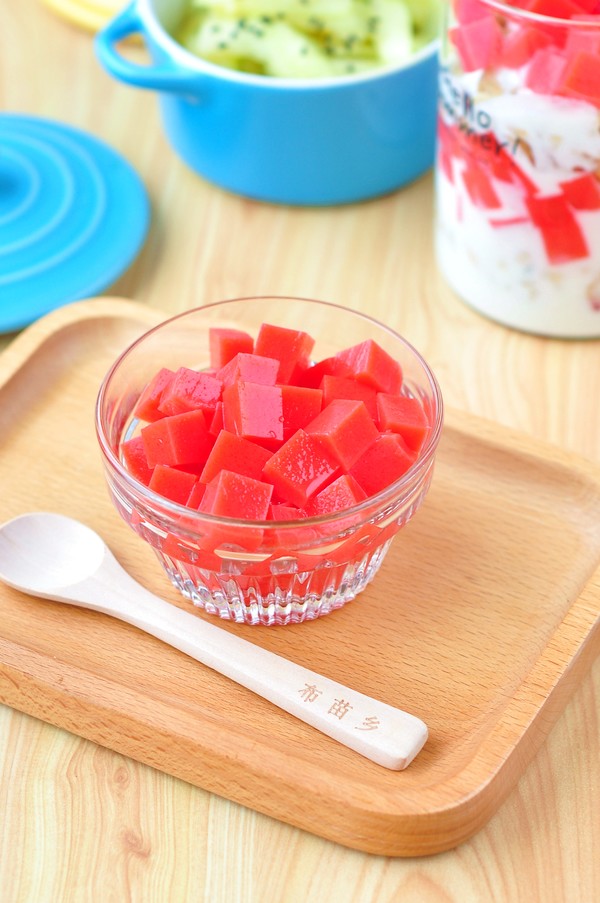 西瓜布丁酸奶杯的做法