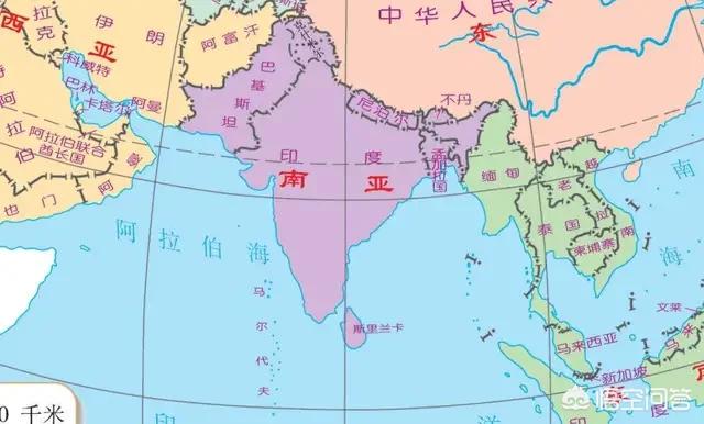 印度位于南亚地区,国土面积约298万平方千米,是南亚次大陆最大的国家.