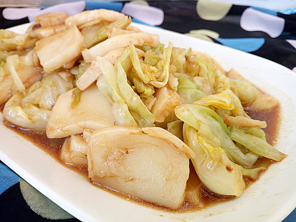 酱香卷心菜炒年糕的家常做法