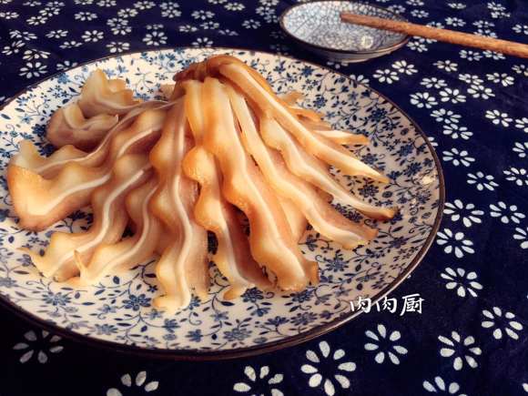 五香卤猪耳的家常做法