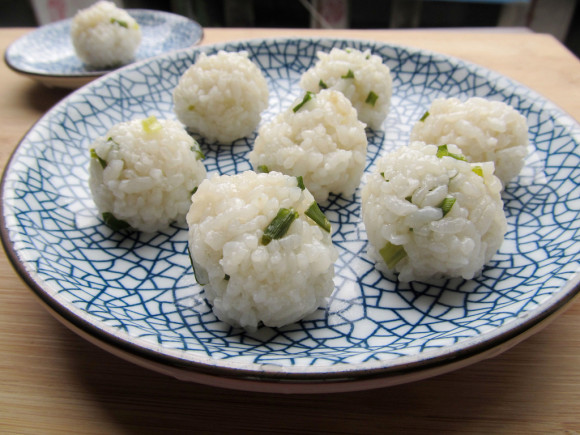 蒸米饭丸子的家常做法