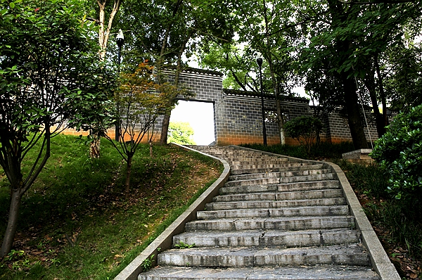 祖国风光4036永州虎岩公园