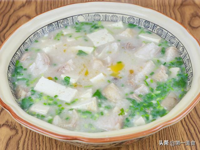 【羊肉炖豆腐汤】1.