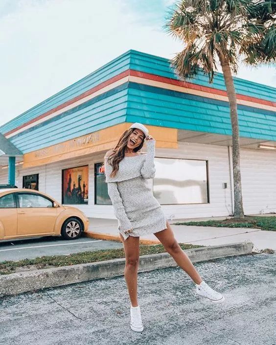 拍照时学会这15个心机姿势发朋友圈秒杀所有人