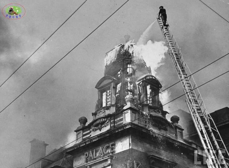 二战德军轰炸伦敦大型历史图片上集