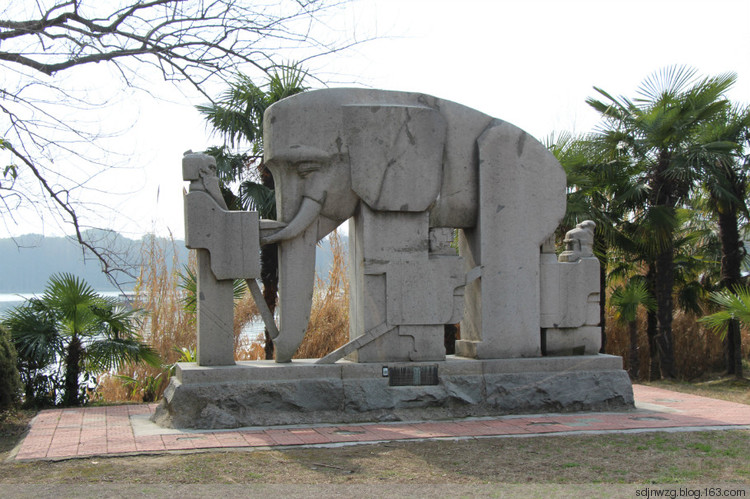 旅游摄影散记武汉东湖寓言园