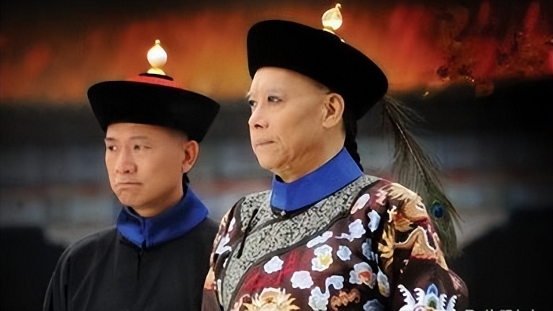 末代太监孙耀庭口述夜晚伺候嫔妃时鞋里都要放一个苍耳为啥今日头条