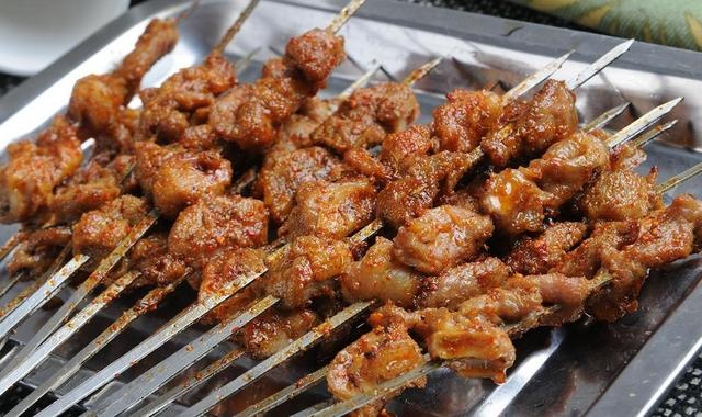 烧烤秘籍串烤鸡胗的制作秘籍